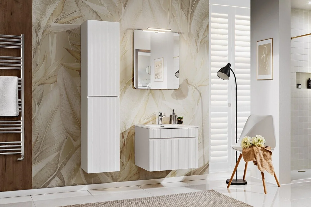 Set mobilier baie Iconic White 60 cm, dulap inalt, masca cu lavoar si oglinda cu lampa, Comad, MDF/PAL, alb Set mobilier baie Iconic White 60 cm, dulap inalt, masca cu lavoar si oglinda cu lampa, Comad, MDF/PAL, alb