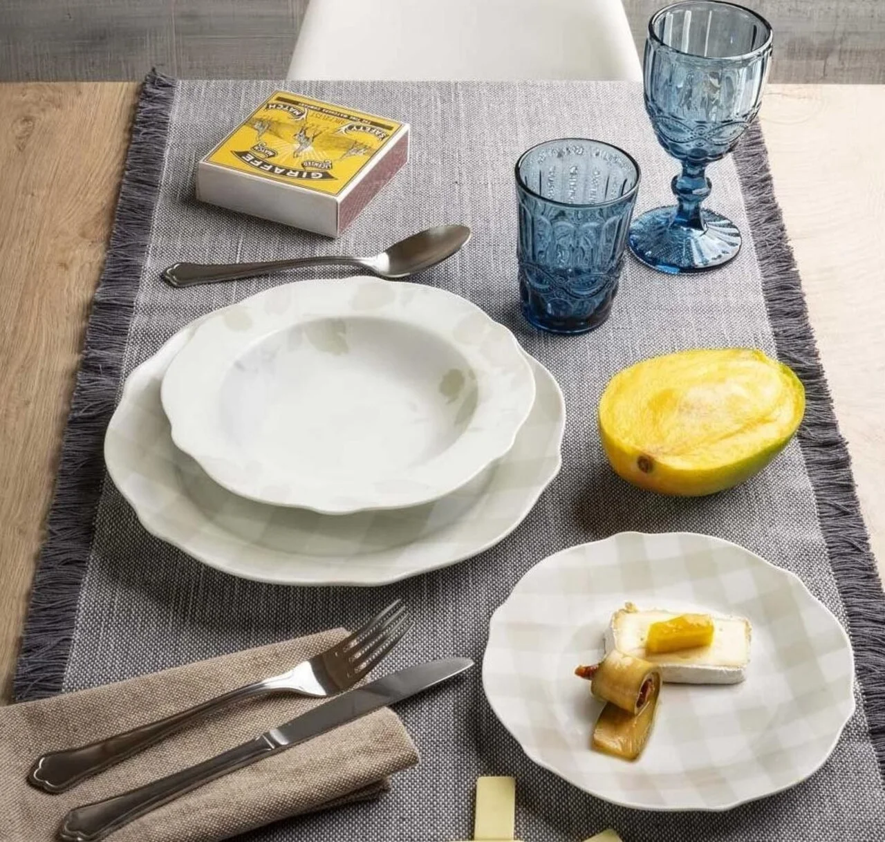 Serviciu de masa, 18 piese, Tognana, Cappettata Higy Beige, portelan, multicolor Serviciu de masa, 18 piese, Tognana, Cappettata Higy Beige, portelan, multicolor