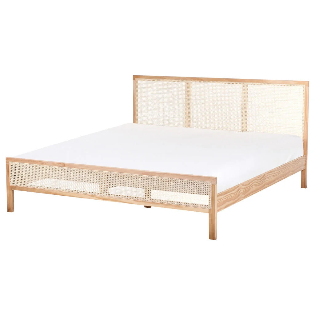PAT cu somieră 180/200 cm lemn de pin maro deschis Salernas PAT cu somieră 180/200 cm lemn de pin maro deschis Salernas