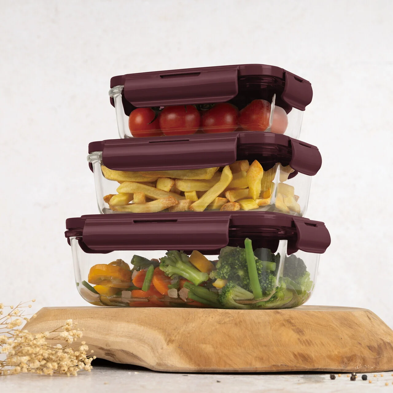 Set 3 caserole cu capac Berlinger Haus, Leonardo, 570 ml / 840 ml / 1.18 L, sticla/plastic, transparent/visiniu Set 3 caserole cu capac Berlinger Haus, Leonardo, 570 ml / 840 ml / 1.18 L, sticla/plastic, transparent/visiniu